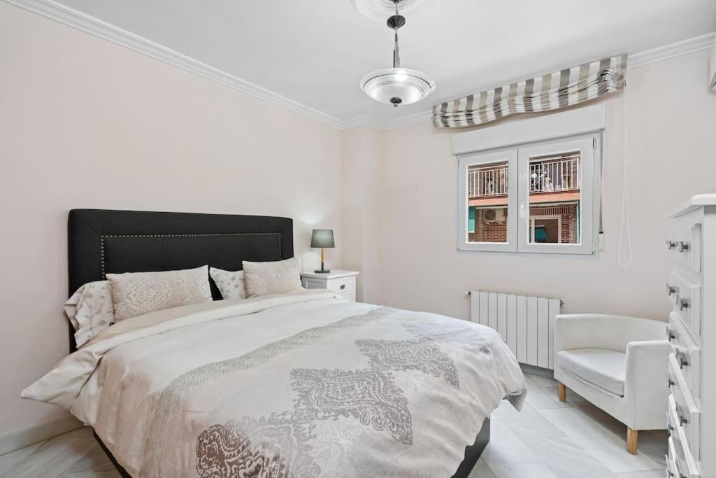 Piso En Calle Arabial 117 Junto A El Corte Ingles Apartment Granada